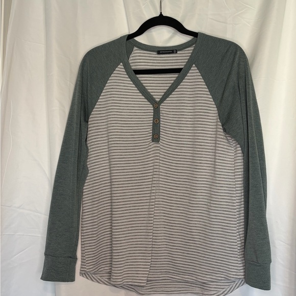 Staccato Tops - Staccato Gray and Green Long Sleeve Top